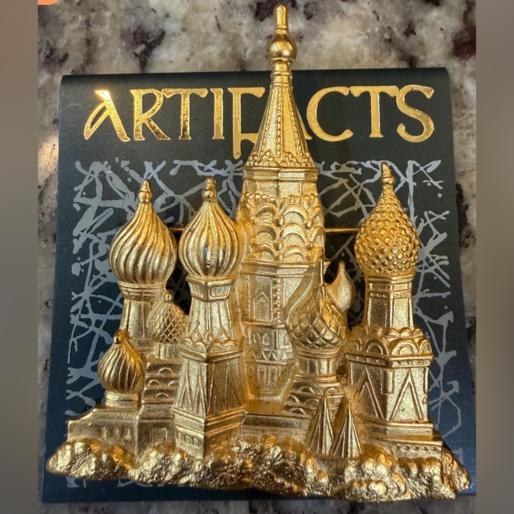 Vintage JJ St. Basil’s Cathedral Brooch Pin Gold Tone 1986